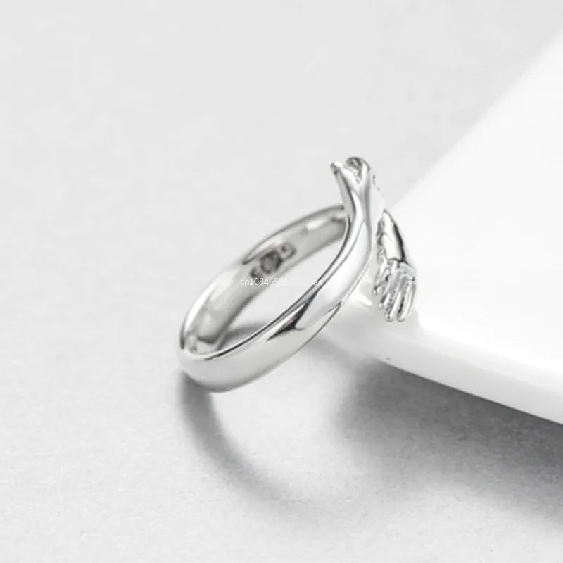 Bague Mains Qui S’enlacent – Minimaliste | Bijou Symbolique Femme